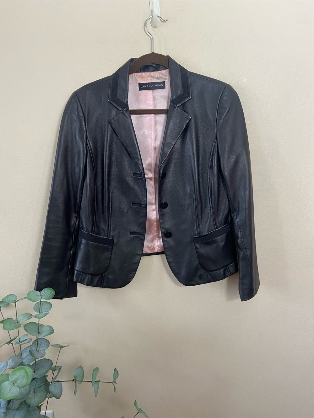 Dana Buchman Black Leather Blazer Jacket 100% Leather Tailored Women's 8 Fall